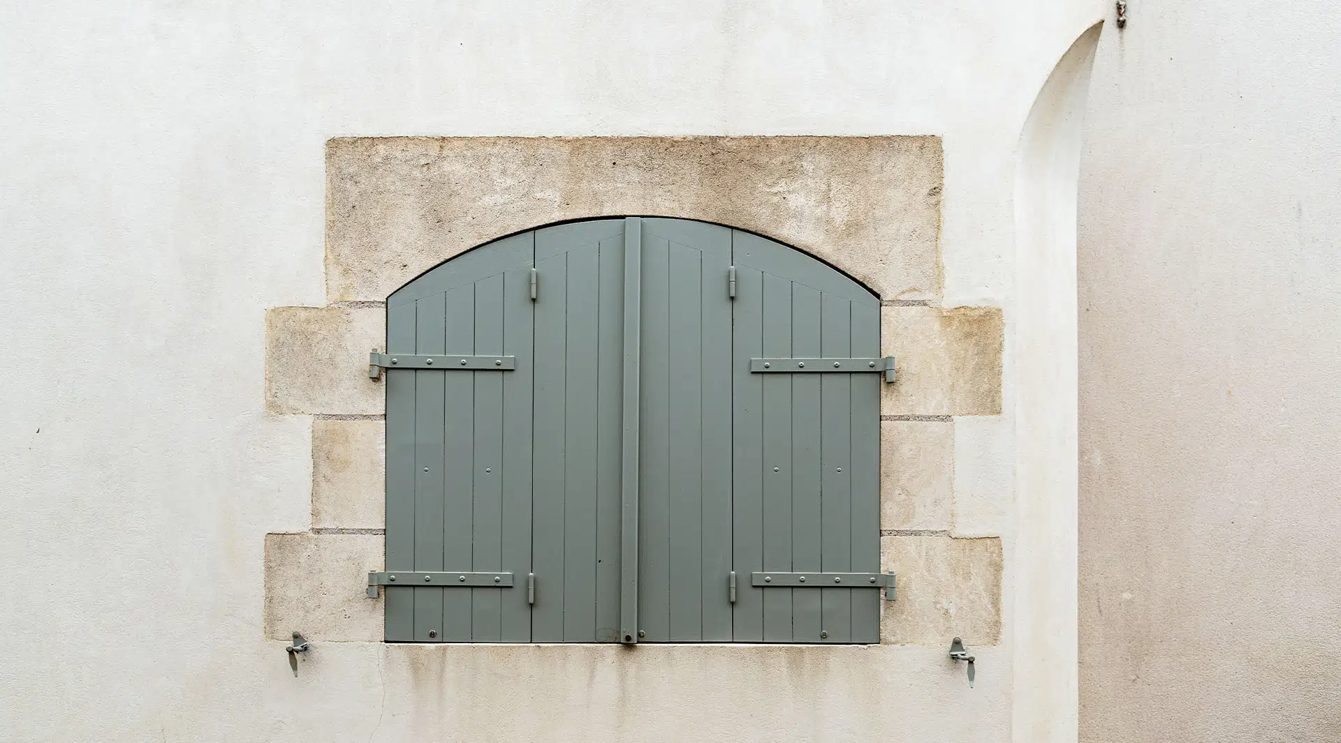 Prezzi delle persiane in alluminio finto legno: un buon compromesso tra qualità e accessibilità Prezzi delle persiane in alluminio finto legno: un buon compromesso tra qualità e accessibilità